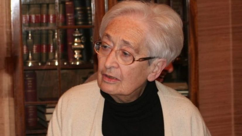 Profonde tristesse à l’annonce du décès de Jacqueline Keller, ancienne directrice du Crif.

Son engagement constant contre l’antisémitisme et pour le dialogue, notamment par l’organisation du premier dîner du Crif, a marqué durablement nos institutions et notre société.

<a href="/DILCRAH/">DILCRAH</a>