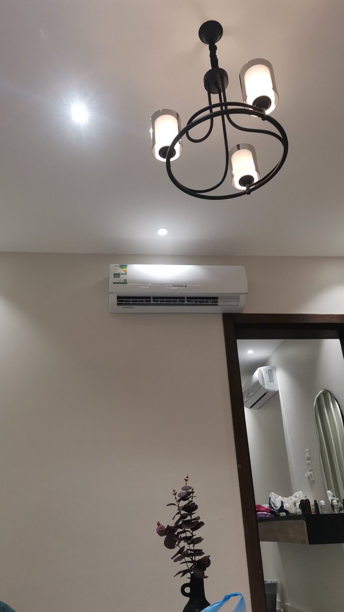 الي فاضي في جده يجي ياخذني يمشيني