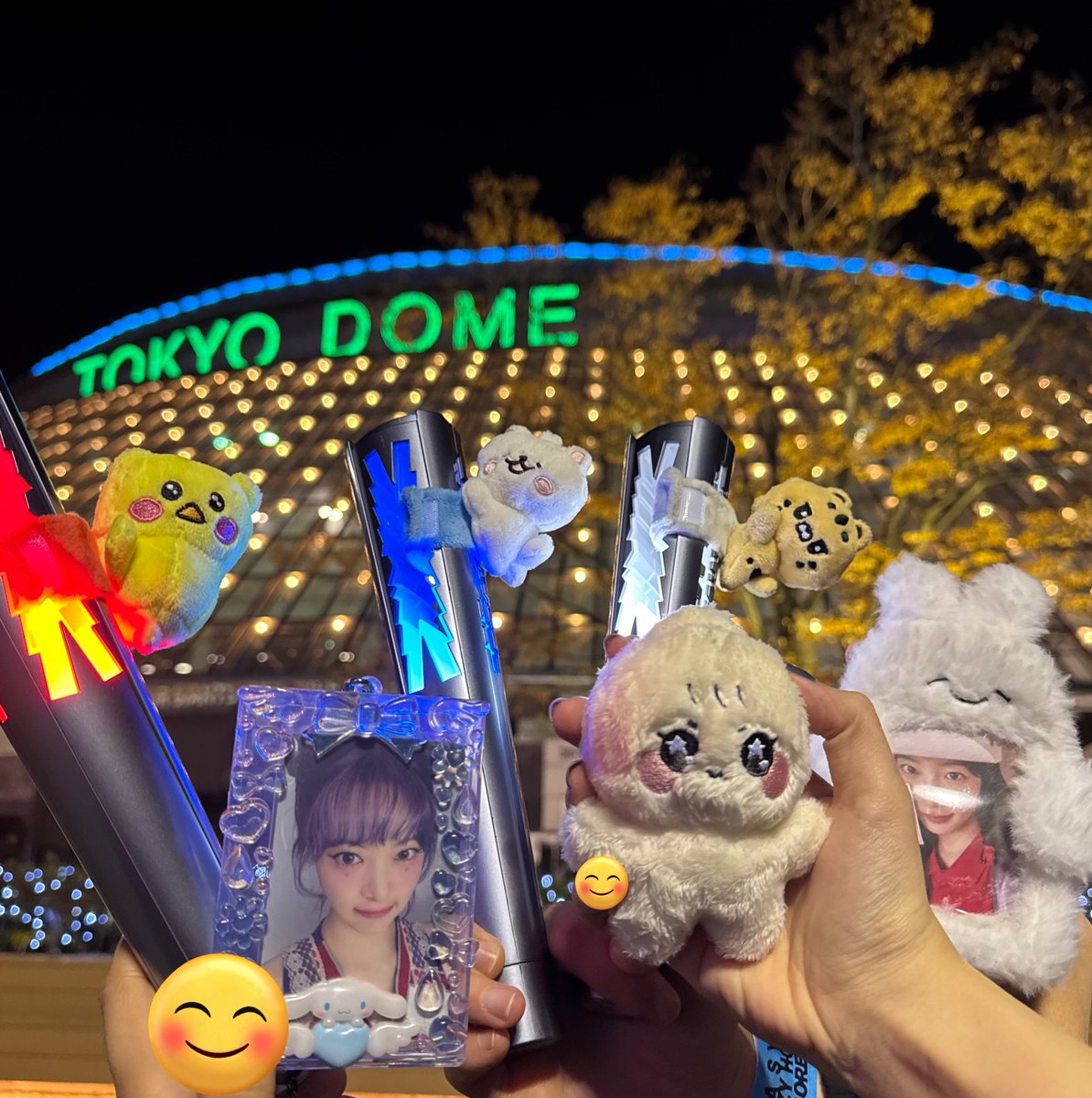 둘 셋 르세라핌 아랑합니다🫂
서울 앙콘까지 화이팅💞💞