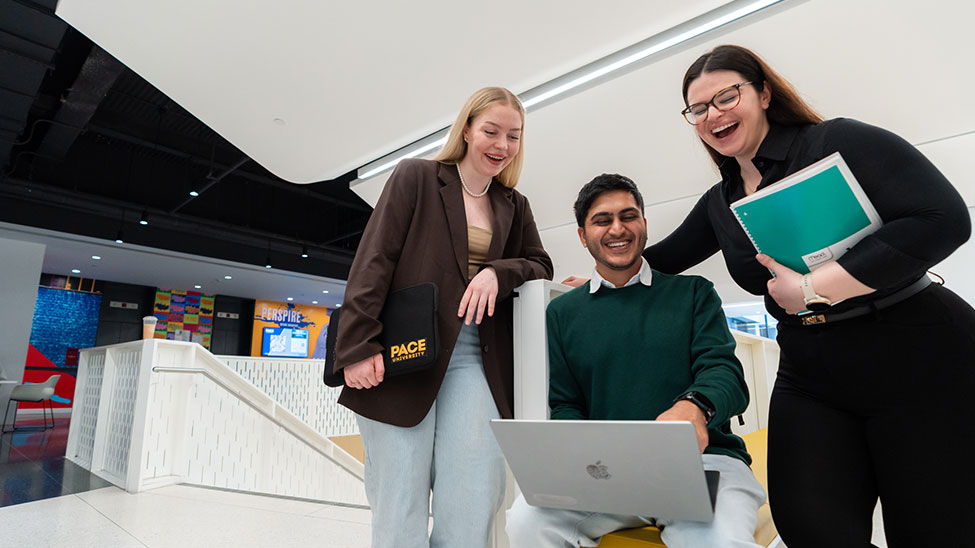 #PaceU’s Pop-Up Student Solutions Centers offer help with financial aid, class adjustments, billing questions, and more. Open December 1–5 on both campuses, these centers make it easy to get quick, in-person support with no appointment required.

brnw.ch/21wXDhA