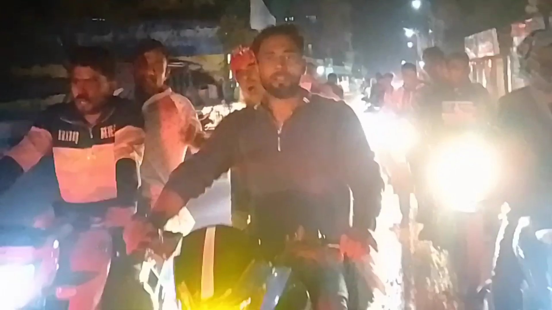 হোসেনপুরে বীর মুক্তিযোদ্ধা আব্দুস সালাম সমর্থকদের মোটরসাইকেল শো-ডাউন