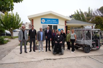 Başkanımız Hatice Gençay Engelliler Derneği’nde