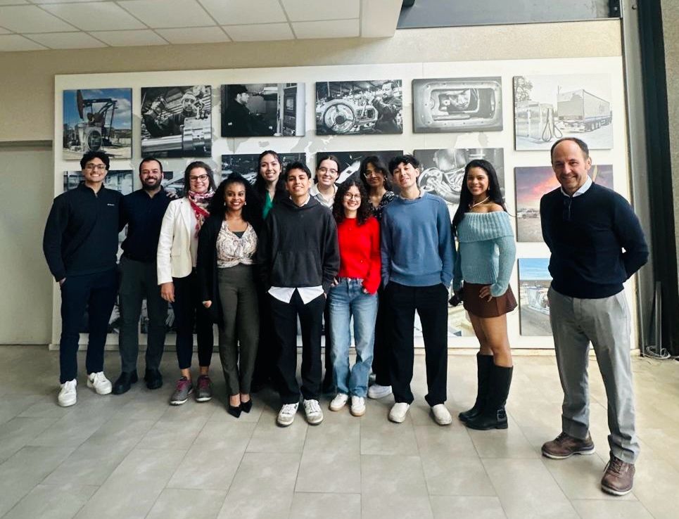 UHEngineering's tweet image. How are you celebrating international education week?!

Check out the photos to see our global coogs in action!
Check out the link to catchup on our global engagement programs.
uh.edu/global/