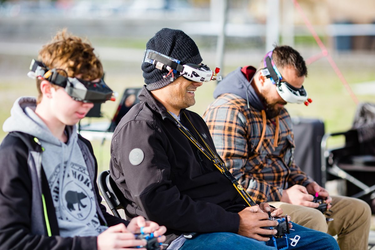 my_pcs's tweet image. Get ready to soar! 🚀 Join us for Azalea Middle’s 5th Annual Sunshine State Drone Expo on Dec. 6 from 9 AM–5 PM at 7855 22nd Ave N, St. Pete. Explore drone safety, discover career pathways, try a commercial-grade drone, and watch 16 teams take on an epic obstacle course!