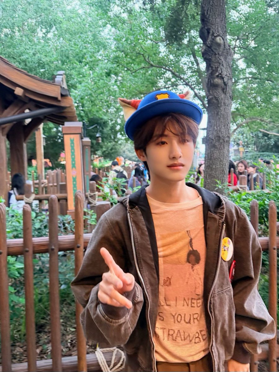 _m_ang_'s tweet image. 엉성하게 찍었다니 예쁘기만 한데🥹🤍