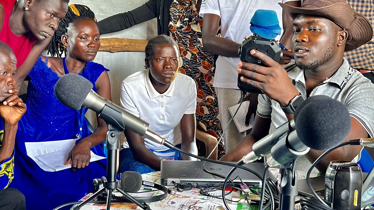 HistThink tweet media