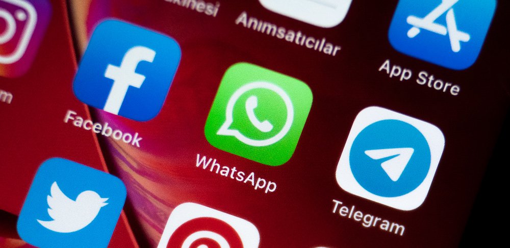 Rolf_Georg_E's tweet image. Große Sicherheitslücke in WhatsApp aufgedeckt

Informatiker greifen Telefonnummern und Metadaten von 3,5 Milliarden Nutzern ab

 scinexx.de/news/technik/g…

#Wissen #Informatik #Meta #WhatsApp #Sicherheitslücke #Hack #Metadaten