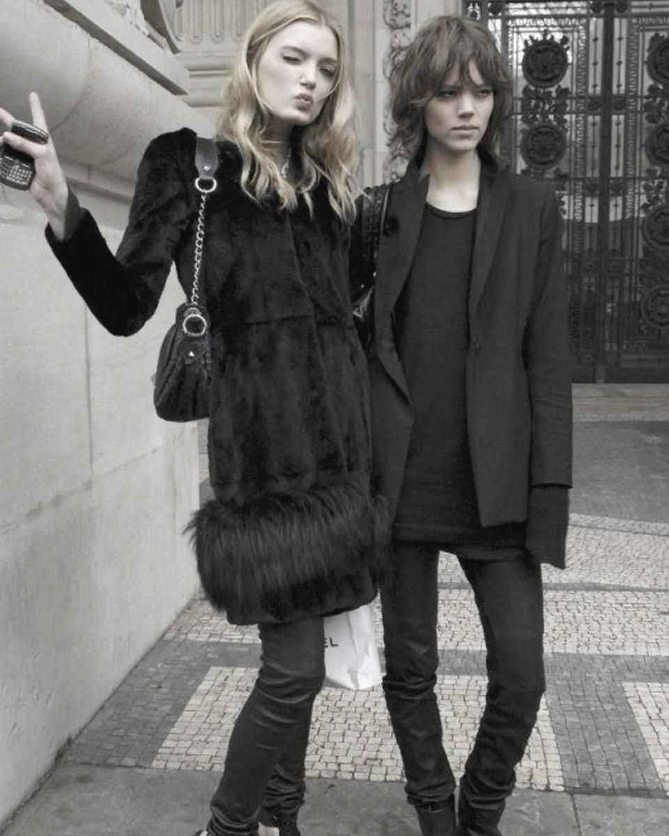 sarentries's tweet image. 