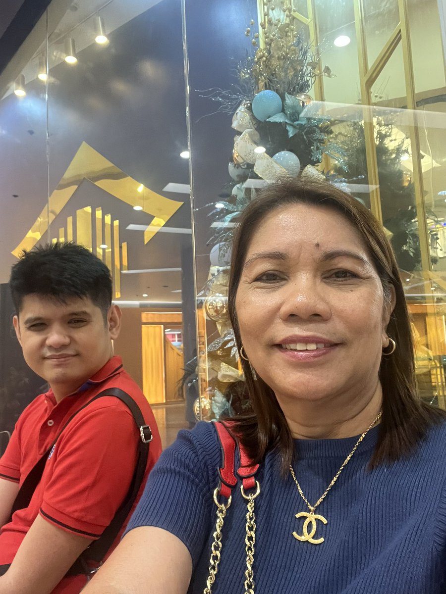 robert_roces's tweet photo. Birthday Outing @ Araneta City https://t.co/7gHGtWFBY8