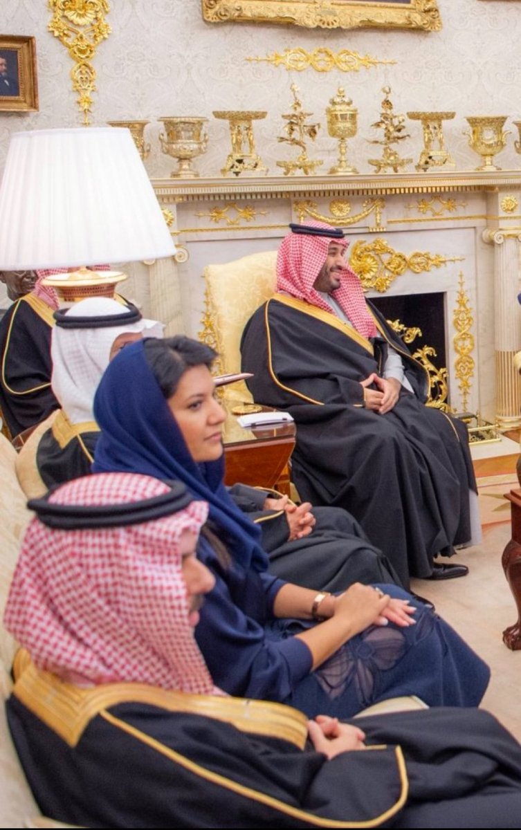 nawafsultan2's tweet photo. انت الذي باسمك تضيق الحناجر
لو انطقوا بك همس سمعوا بك صياح https://t.co/ZX0HGed2IZ