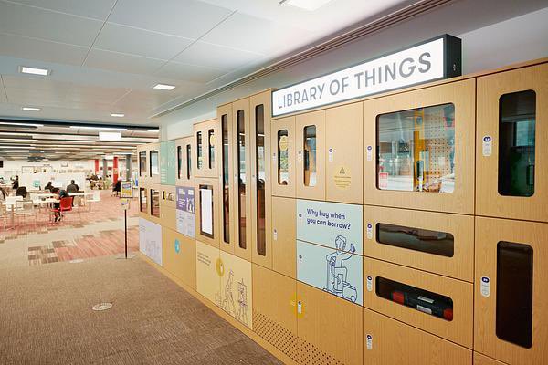 WoolwichLibrary's tweet image. Your local library doesn’t just have books! You can rent tools, sewing machines and waffle makers from the @libraryofthings at #WoolwichLibrary! Reduce your environmental footprint + save by borrowing your tools today! @GreenwichLibs @Royal_Greenwich @Better_UK #LoveYourLibrary