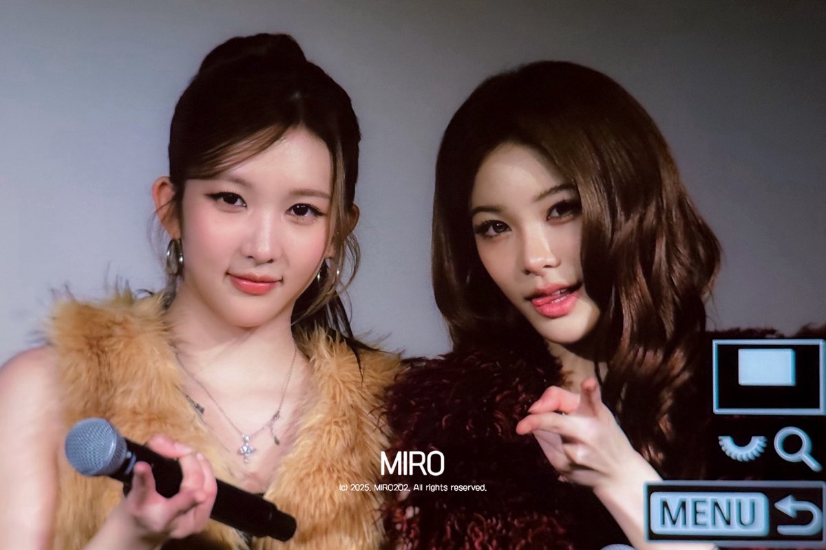 MIRO2O2's tweet image. 251119 갸루 키티들 💖💖
#영파씨 #YOUNGPOSSE #지아나 #JIANA #위연정 #YEONJUNG