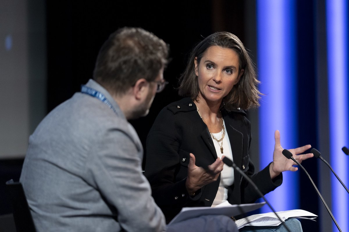 Broadcast_Tech's tweet image. Thank you to everyone who attended the #AICreativeSummitUK yesterday!

We were thrilled to see a packed audience joining us for a very informative day covering how best to use #AI in a #productive, #ethical and #efficient way in the #creative sector.

#AICreativeSummit #AICS