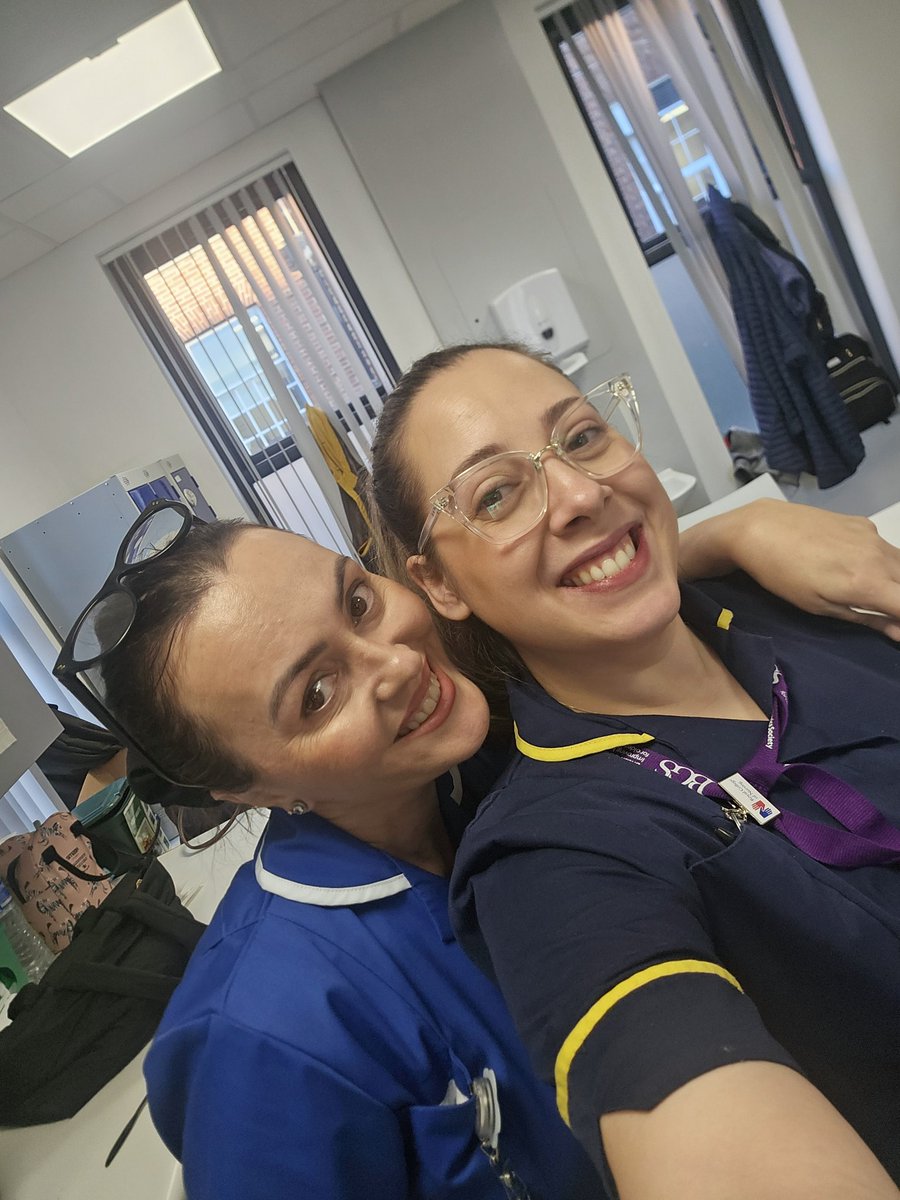 mmsas91's tweet image. So Proud of Danielle on getting her @NMC Pin number and starting her Nursing journey in @FrailtySDECWWL can&apos;t wait for the many shifts together #workforcedevelopment #proudnurse @WWLNHS