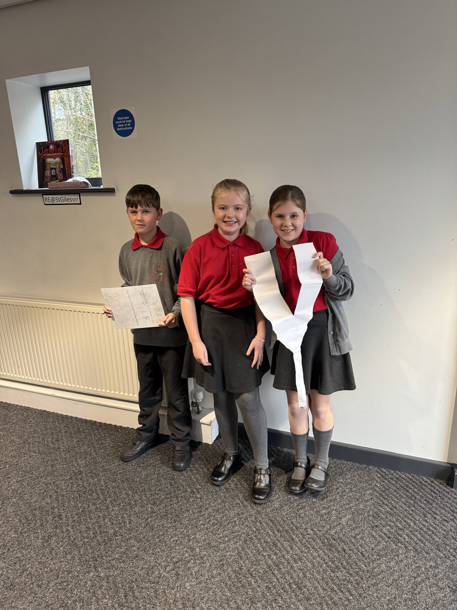 stgilesacademy's tweet image. In Class 5/6, we’ve uncovered some fascinating findings from our #ScienceWeek experiment. It’s helped us explore anomalous results, calculate averages and make recommendations for improvements next year. #StGilesScience