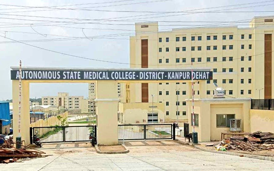 KanpurUpdates's tweet image. Requesting Hon&apos;ble UP CM @myogiadityanath Ji to rename Kanpur Dehat district to GREATER KANPUR.
Hon&apos;ble Cabinet Minister @RakeshSachan_ had also said that it will be renamed.
This is a long pending demand of the whole of Kanpur Region. Please do it before the upcoming election.