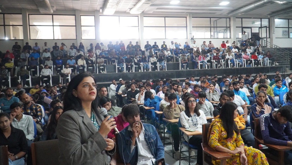 IamMinakshiSeh's tweet image. Sports | Spirit I Session - A Marvellous Day with State and National Medalists at Sports University of Haryana. Overwhelmed with 400 + students who attended, enjoyed and appreciated, my workshop.
#Keynote #speaker