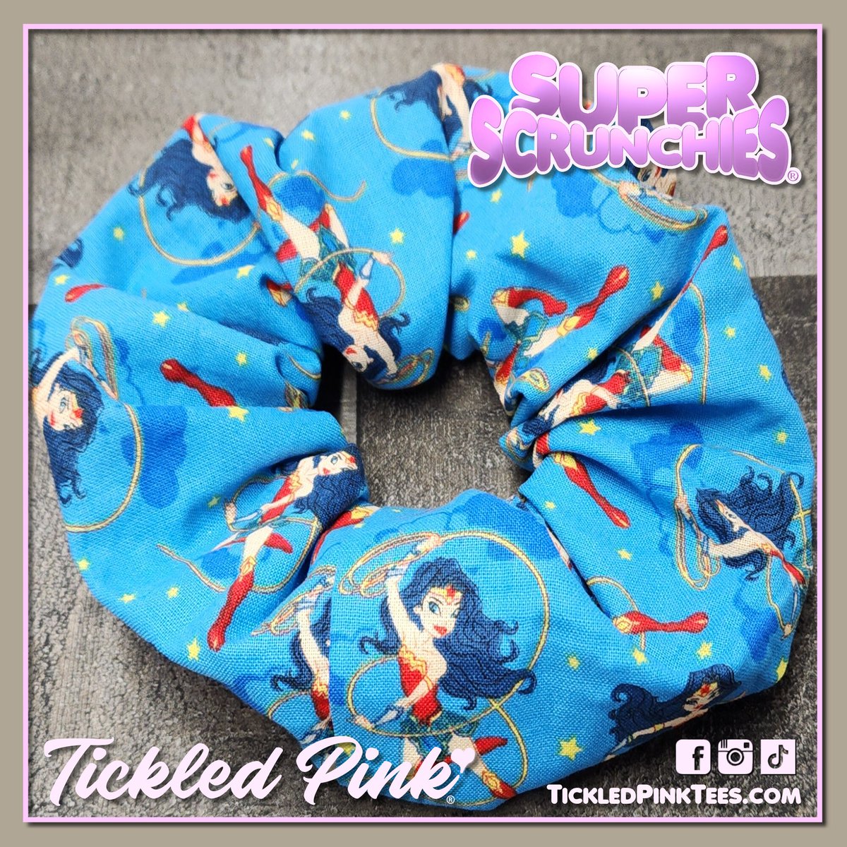 nibblesbakery's tweet image. tickledpinkteez.etsy.com/listing/169966…
Tickledpinkteez.etsy.com #StockMarket #Christmas #scrunchies #giftideas #homemade #WonderWoman