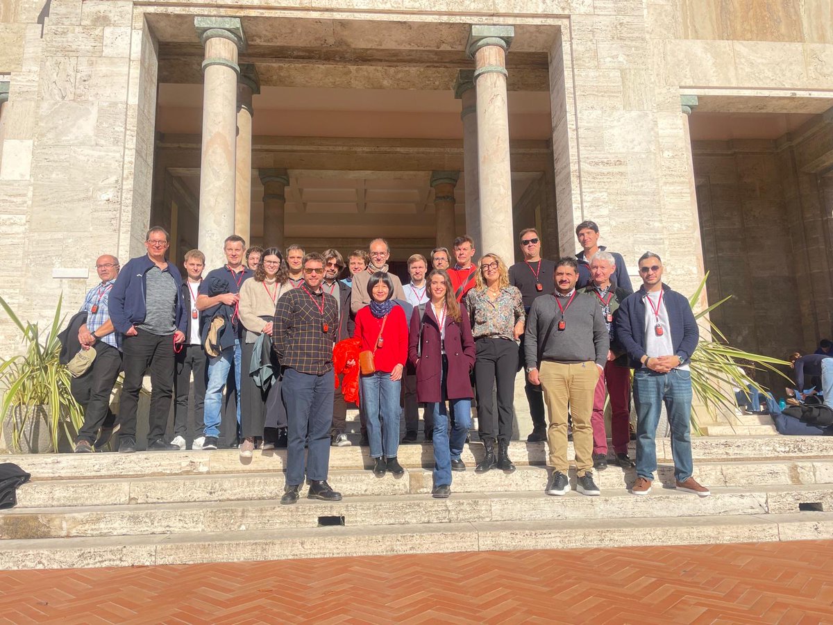 EU-TRAINS tweet media