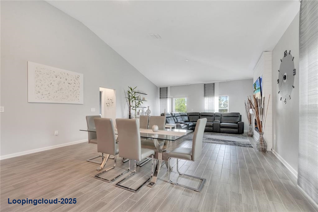LoopingCloud's tweet photo. FOR SALE
- 2,439 sq ft | 4-bedroom, 2.5-bathroom + den/office
- Built in 2022
- 3-car garage
- Private backyard with no rear neighbors; pre-wired EV charging in garage
π729 Hitch Loop, St. Cloud, FL 34772
https://t.co/gWT1VvmBUQ
#StCloudFL #ForSale #LoopingCloud #FamilyHome #NewConstruction