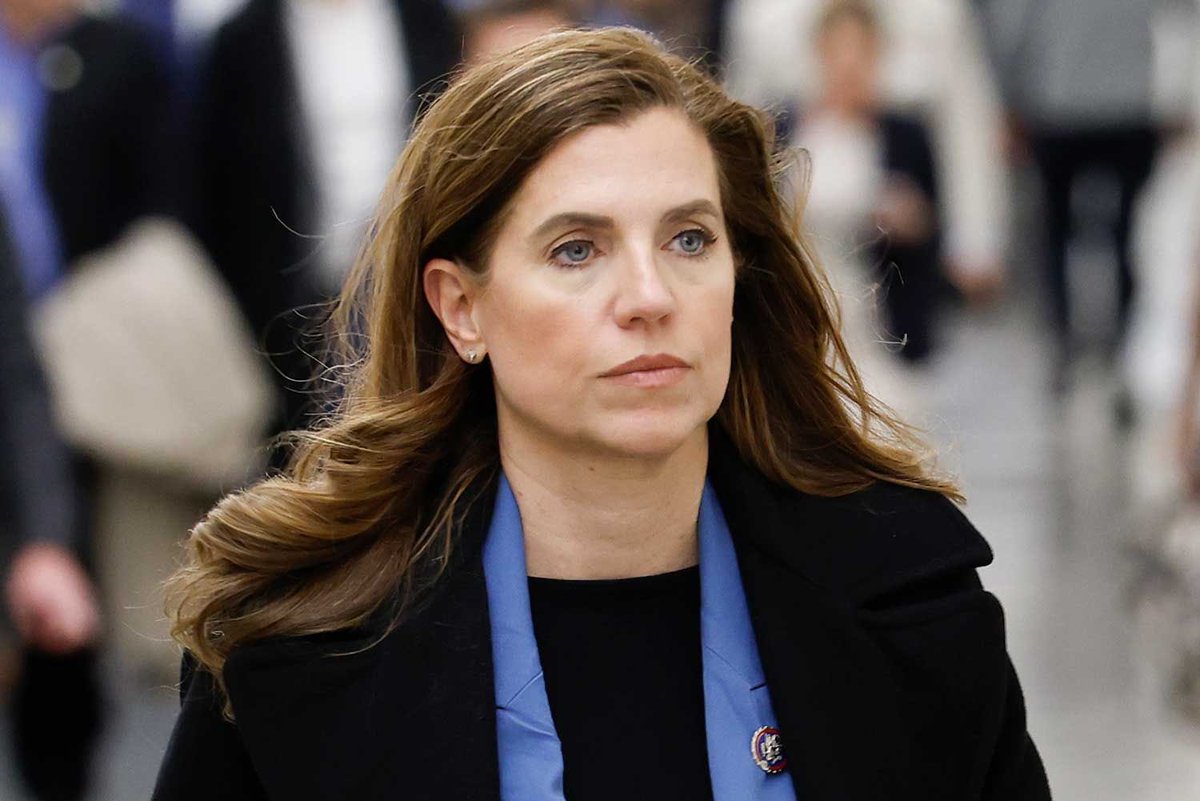 nicksortor's tweet image. 🚨 JUST IN: Rep. Nancy Mace (R-SC) will be moving to CENSURE Rep. Cory Mills (R-FL) TODAY, per reports

Several Republican members are LIVID over alleged backroom deals that kiIIed the censures of Ilhan Omar and Stacey Plaskett in order to protect Mills from investigation