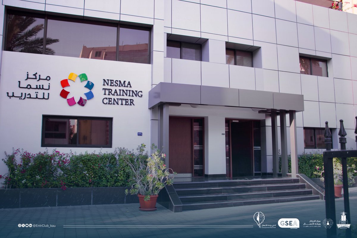 EntrClub_KAU's tweet photo. من عدسة ريادي 📸

لقطات من اللقاء المميز مع سفير GSEA رياض البلوشي اللي شاركنا خبراته وتجاربه القيّمة في وسط أجواء مثرية بالمعرفة ✨

#مرحبا_بالحالمين https://t.co/TMHw8VyHHn