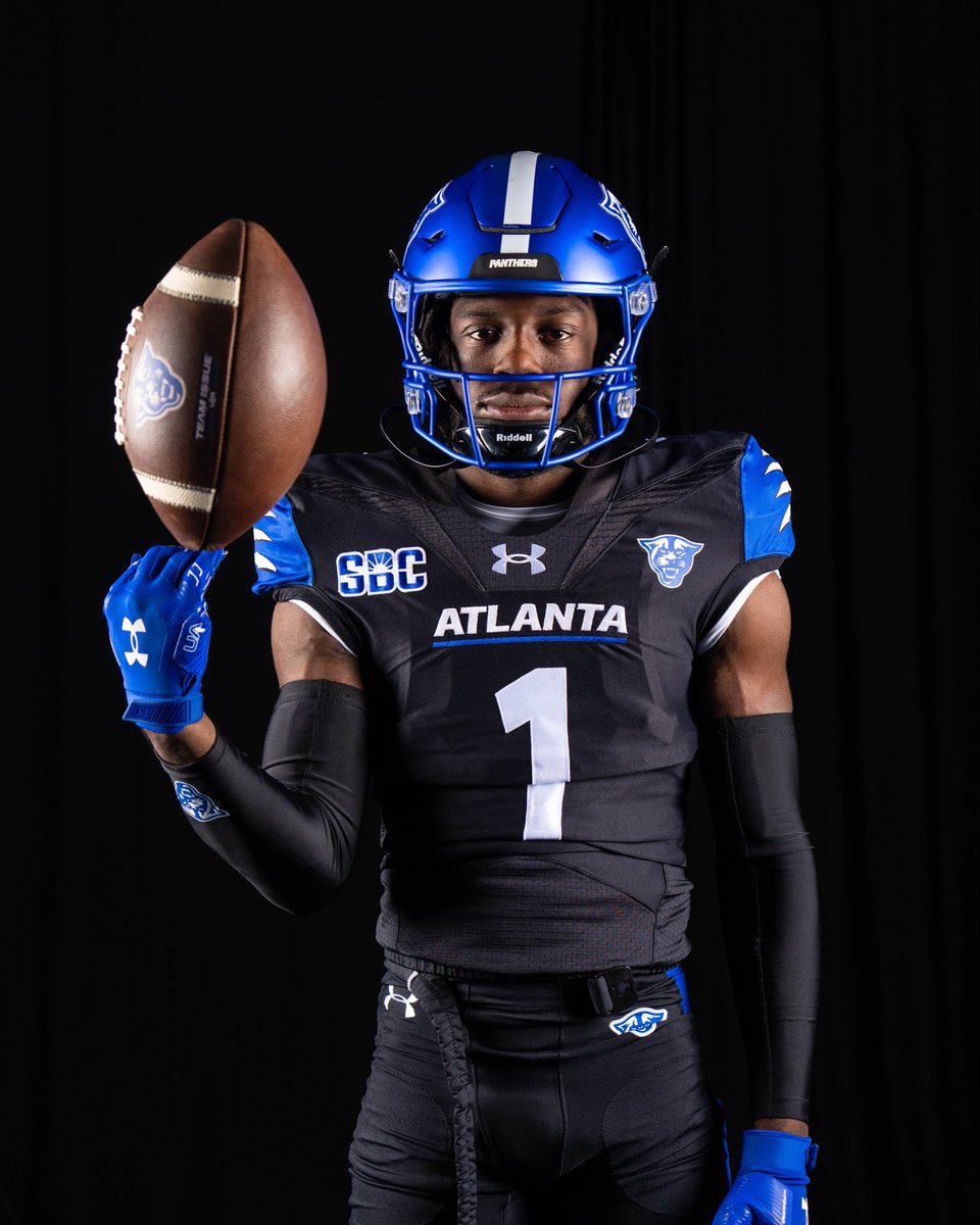 coachjdavis_'s tweet photo. Made my morning hearing about the growth of @jacoreywalker1 over the years, talking to @CoachEaglin123!

@GeorgiaStateFB is getting a dawg on the field, but an even better person!

Remember 2 things

1.) Chin Up, #DONTFLINCH☠️!

2.) You’re #DALEBUILT☠️ so you’re cut different!🫡 https://t.co/2YLvjW2YZl