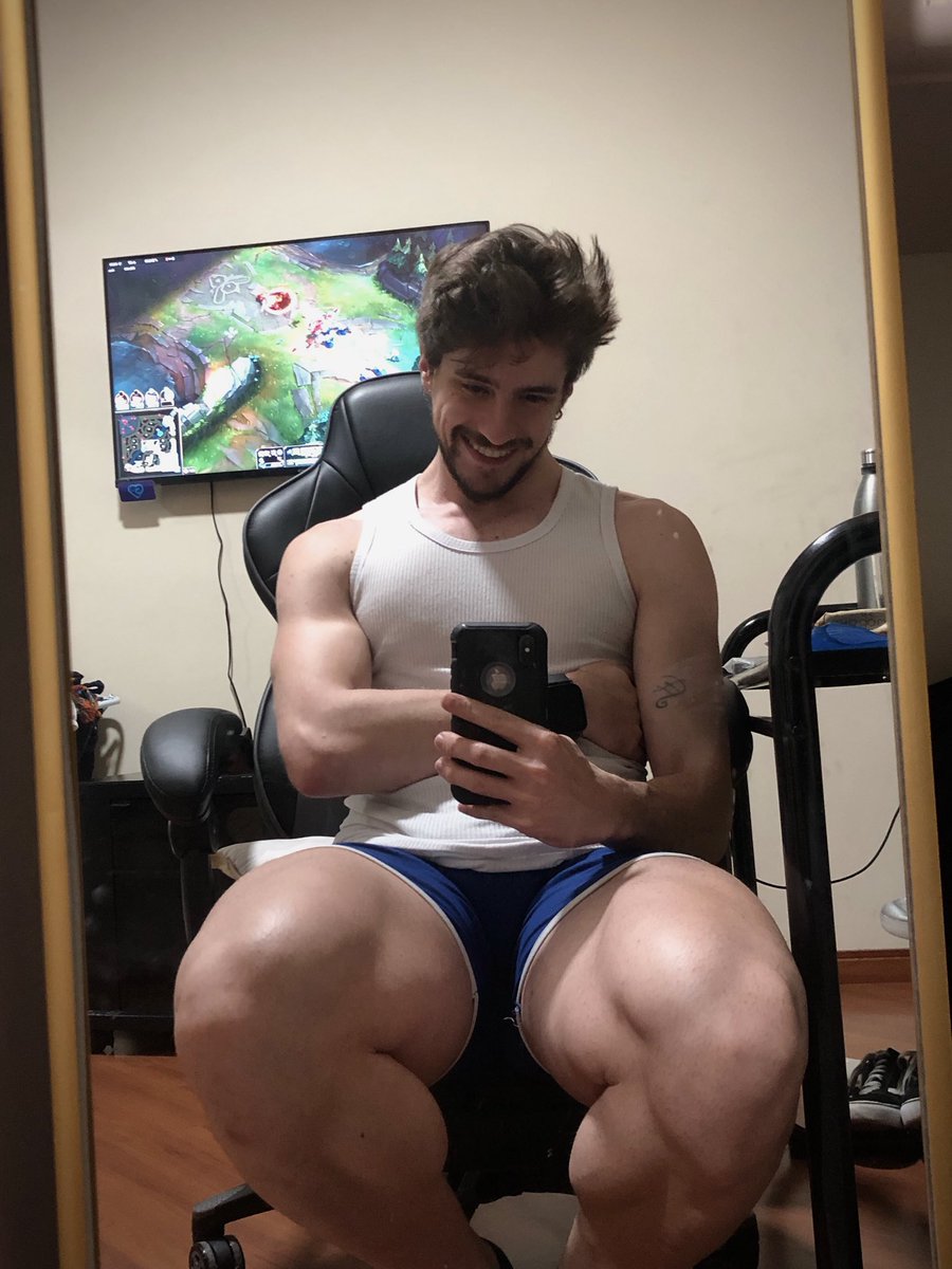 freeyr_'s tweet image. me sentindo um big boy