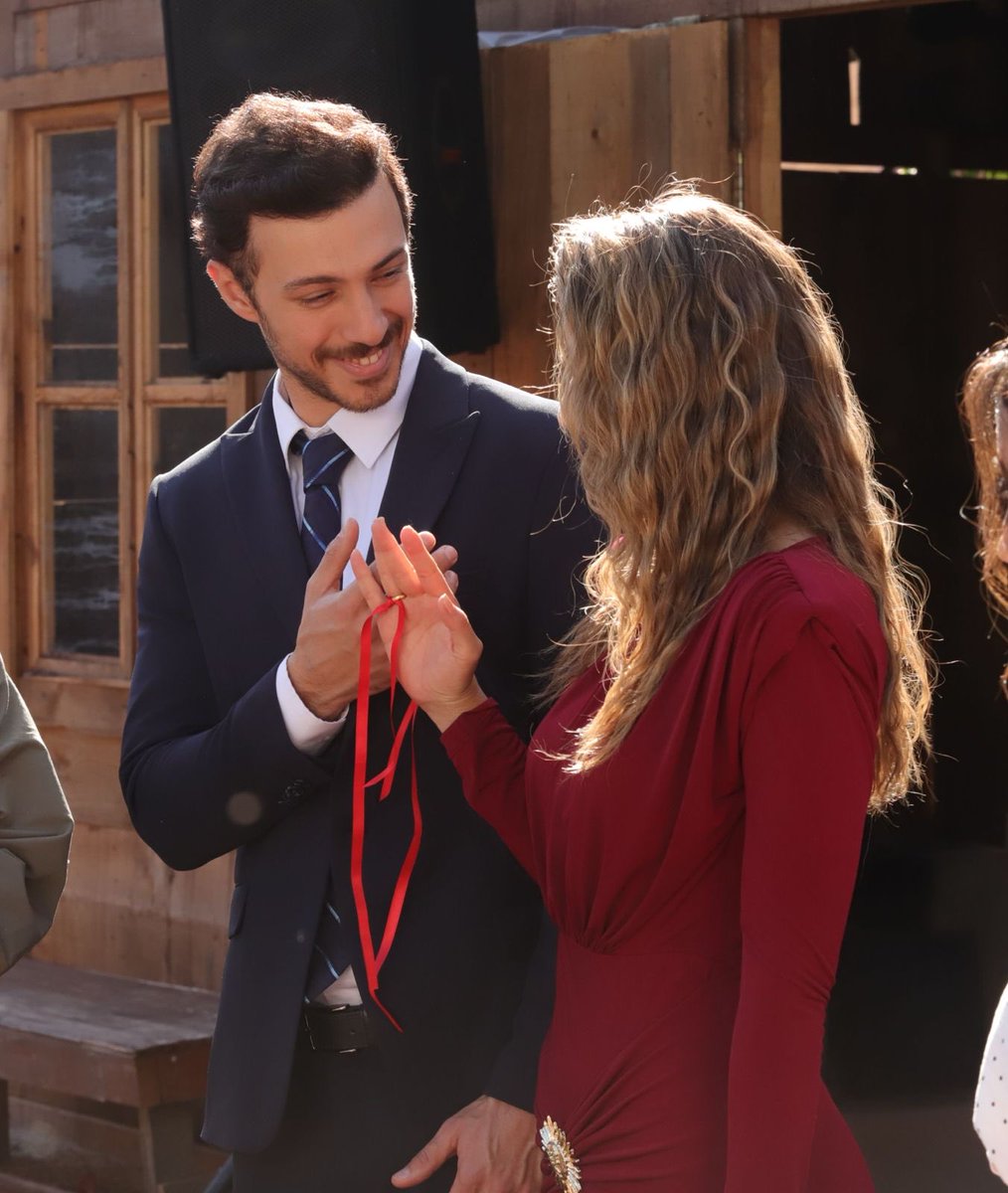 muratogucoglu19's tweet image. Ali Gözüşirin ve Ecem Çalhan 😍

#CennetinÇocukları &amp;amp; #AdSez