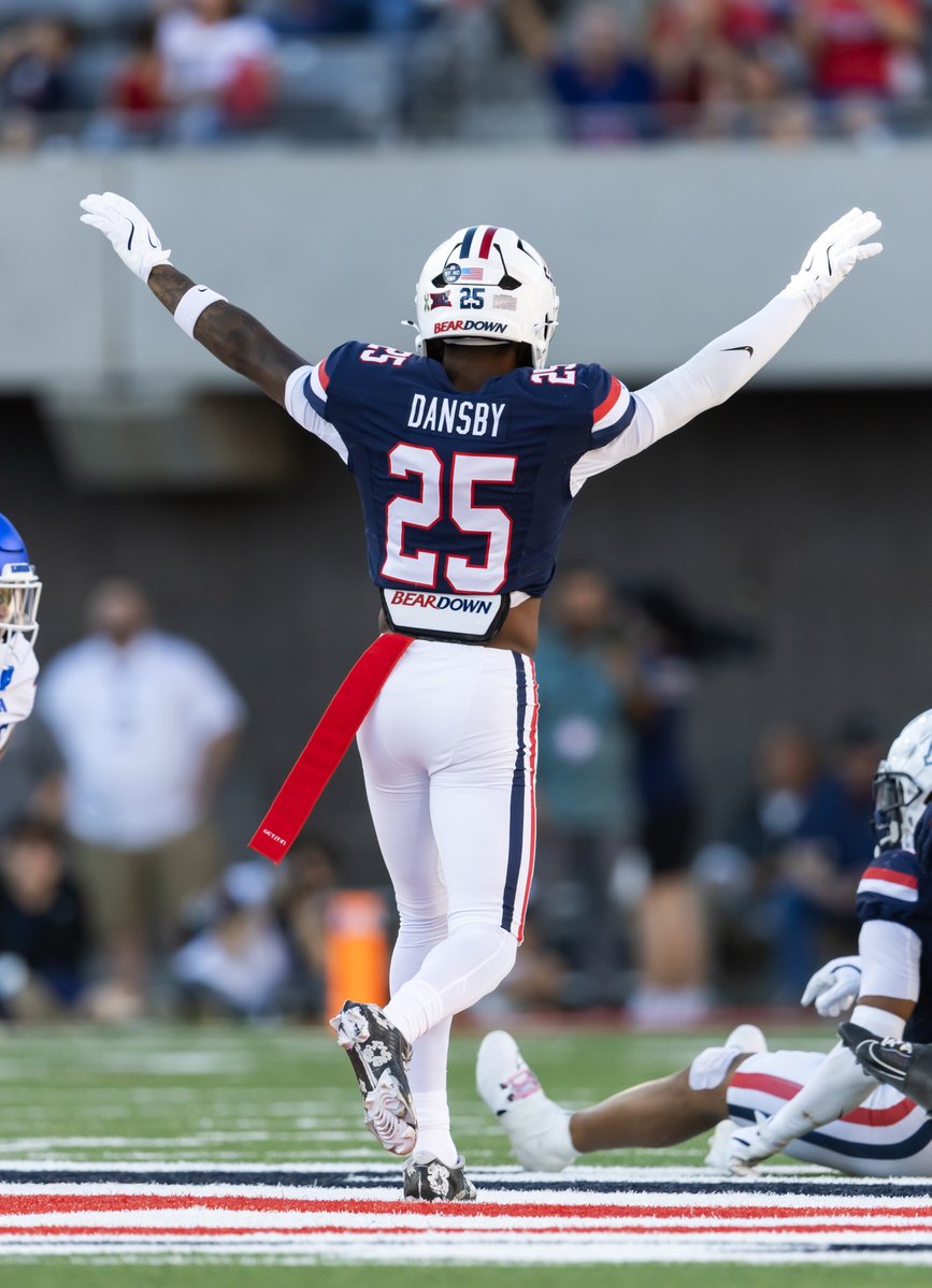 CamMellor's tweet image. Lowest catch rate allowed, Big 12 CBs:

Michael Dansby, Arizona: 28.0%
Ivan Yates, Colorado: 40.0%
Donovan McIntosh, Kansas State: 44.1%
Jason Chambers, West Virginia: 45.5%
Smith Snowden, Utah: 45.5%
Keith Abney II, Arizona State: 45.6%
Blake Cotton, Utah: 46.7%
DJ Bell, UCF:…