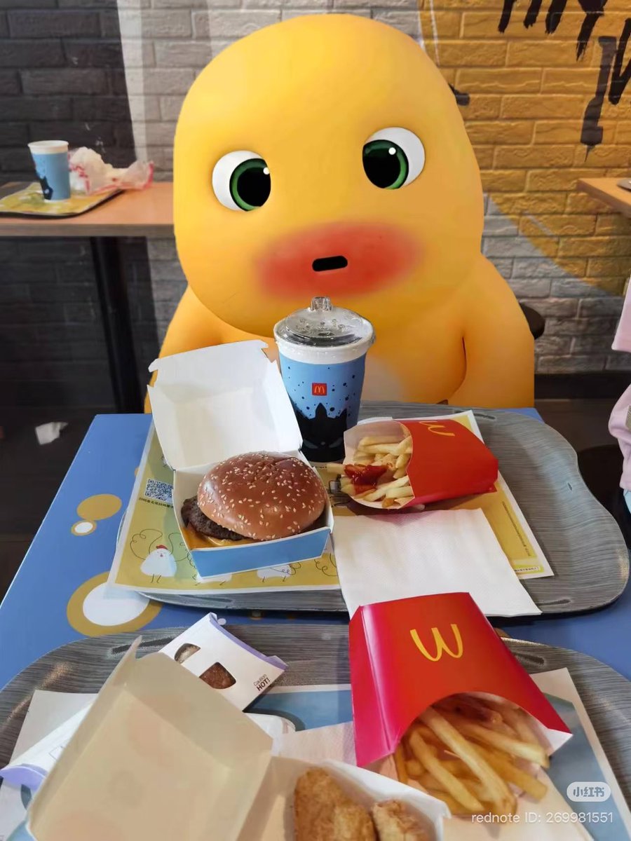 Just randomly snagged 1 SOL in some comment-section lottery on cT. Now they’re even asking what project I’m about to throw it into lol