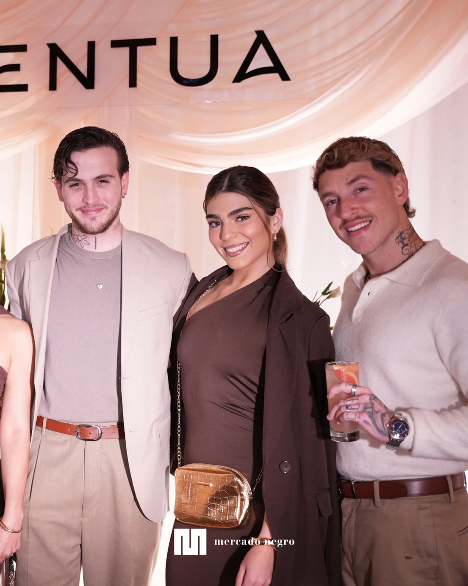 mercado_negro's tweet image. Perfumerías Unidas se renueva como Sentua, una marca que refleja tu esencia y acompaña cada momento con autenticidad. Con una propuesta integral, esta renovación trae una marca más moderna y alineada con las nuevas tendencias de belleza. 📌Conoce más ► cutt.ly/bteJESFb