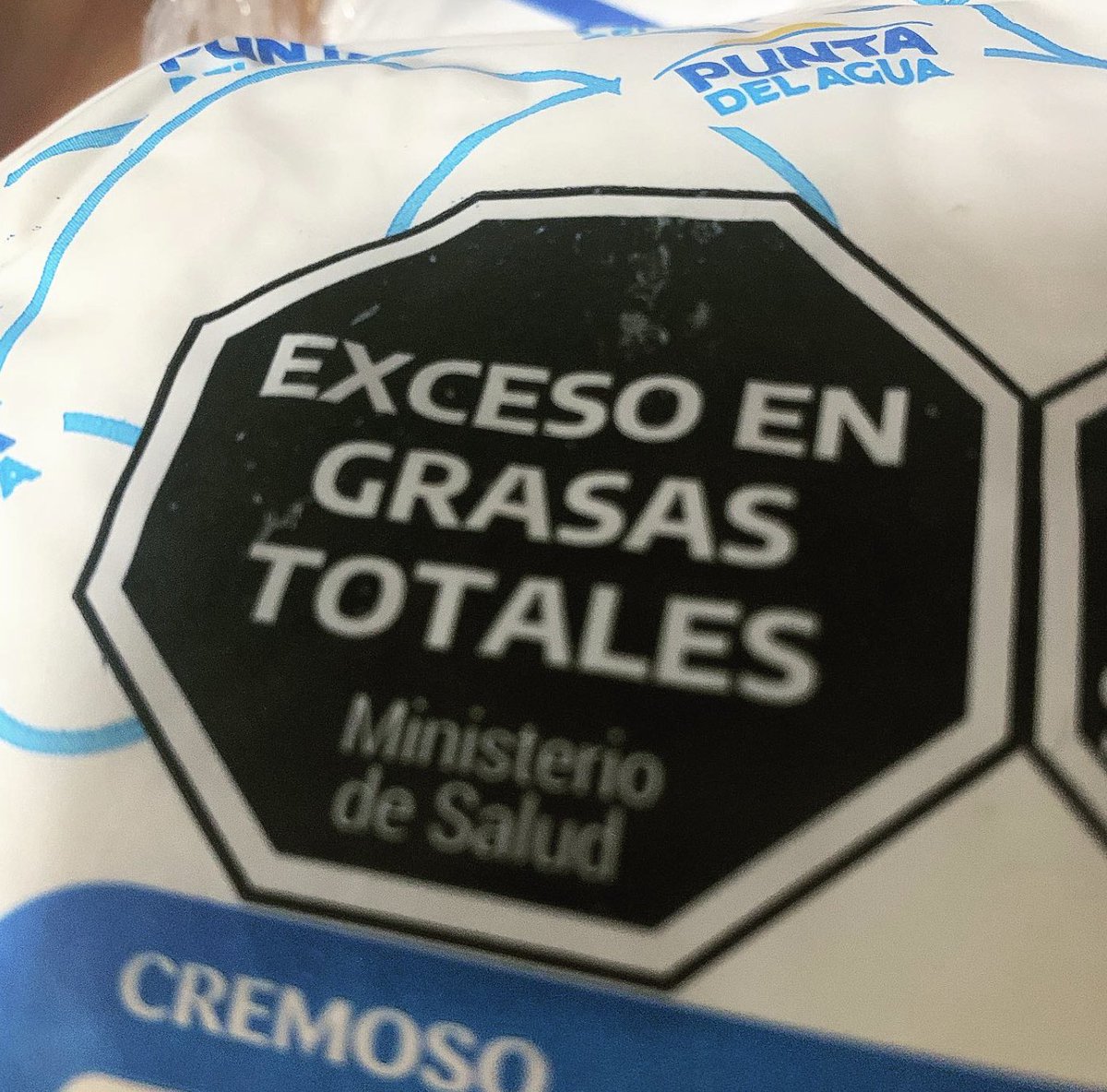 Esto se lee en voz alta, imitando la voz de Gustavo Cerati.