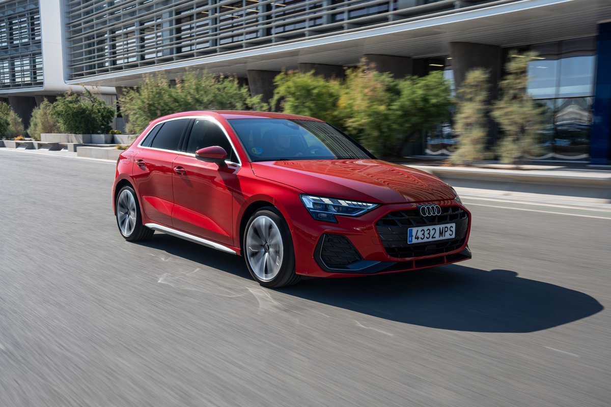 CarManiaMx's tweet photo. Con un aspecto más deportivo, nuevos elementos de diseño y funciones digitales, el icónico Audi A3 Sportback regresa a México

https://t.co/VU9dWQnmFK https://t.co/8dcGWUqTKW