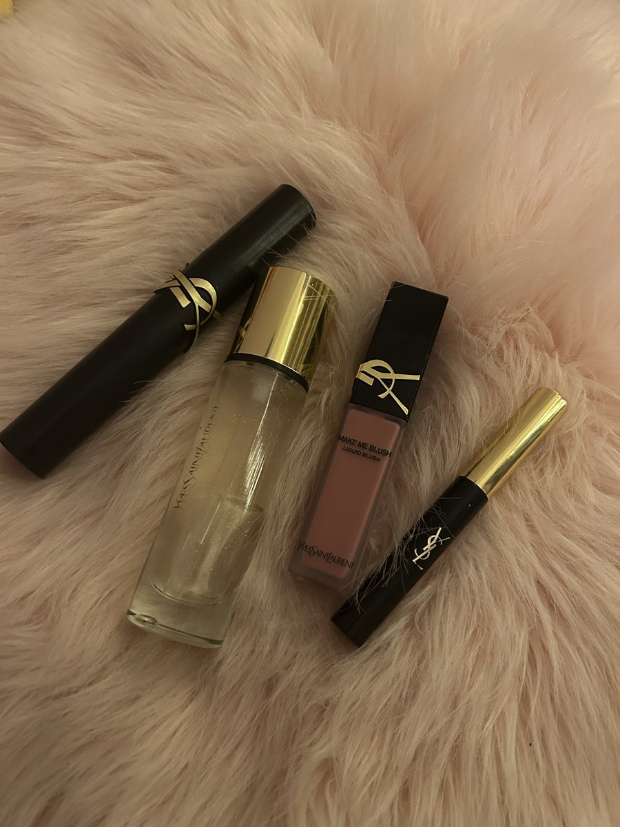 Kahverengi maskara: Bittikçe alırım
Primer: Bana anlamsız geldi, fondoten kullananlara uygun olabilir
Allık: Güzel ancak fiyatını hak ediyor mu şüpheli
Kahverengi eyeliner: Hiç iyi değil sürekli dökülüyor, sürümü de çok zor

YSL görseli paketlemeleri harika ama ürünleri ortalama