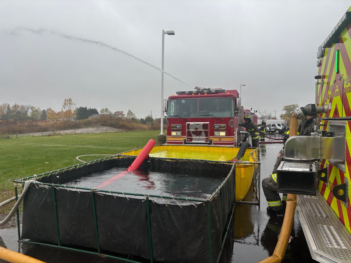 NOTLfiredept's tweet image. All candidates were successful in their NFPA 1002 Pump Ops written &amp;amp; practical evaluations! 💪🔥

Even the weather couldn’t slow down our volunteers’ dedication and commitment. Proud of everyone involved! 👏

#commitment #teamwork #community
