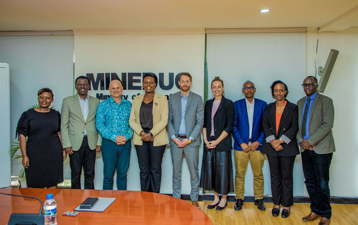 Rwanda_Edu's tweet image. Minister of State @ClaudetteIrere received Prof. @deankarlan, Founder of @poverty_action and Professor at @NorthwesternU, together with his team for a courtesy visit. 

Their discussions centred on deepening collaboration and identifying new opportunities to advance shared…