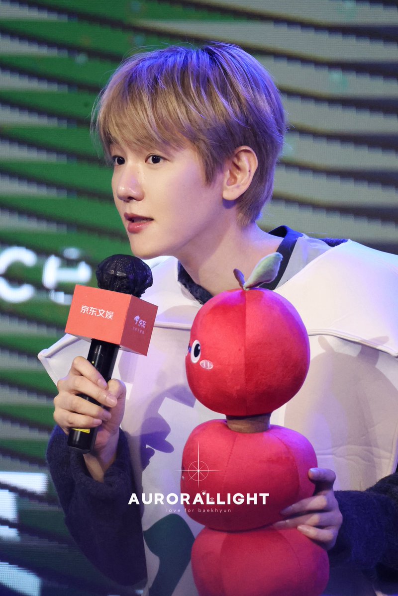 auroraLlight_BH's tweet image. 251115 JINGDONG in Beijing

✨👀

@B_hundred_Hyun 
@BAEKHYUN_INB100 
#백현 #baekhyun #伯贤 #ベクヒョン