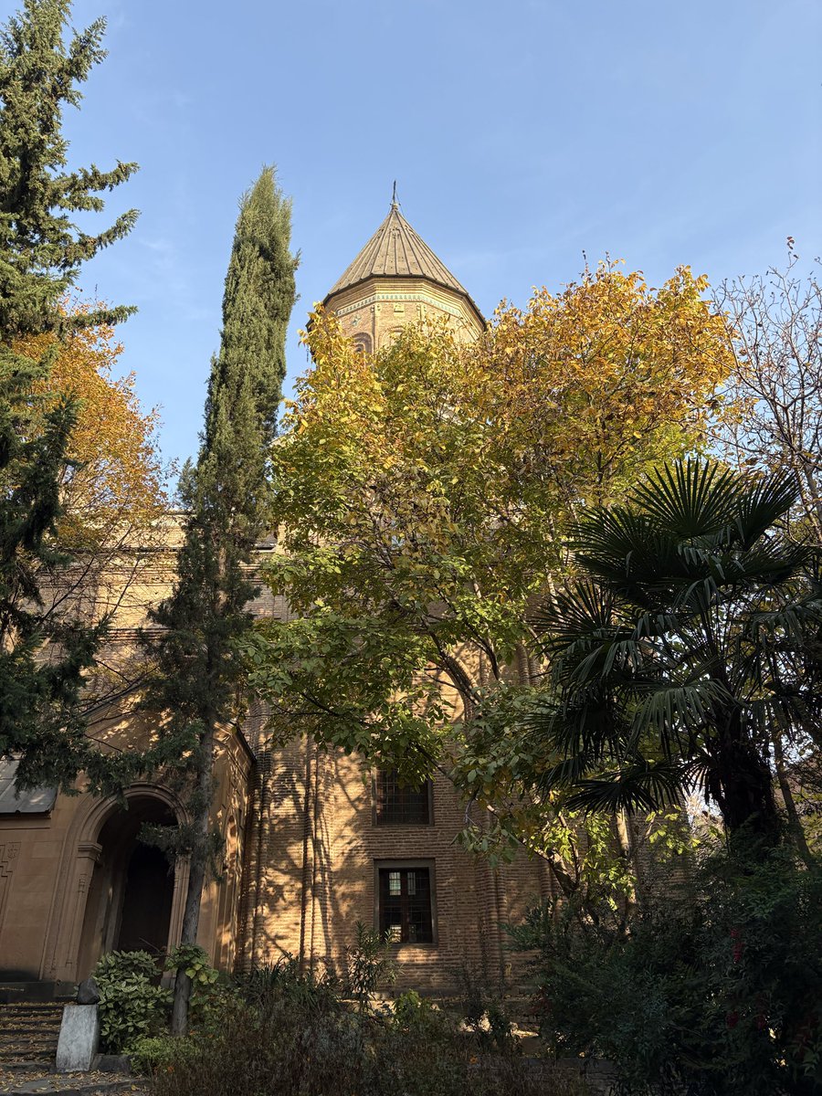 what does the R mean