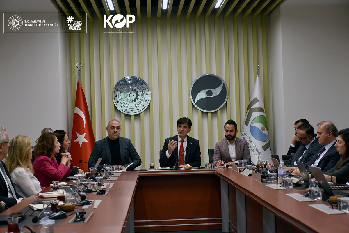 TÜBİTAK Marmara Araştırma Merkezi (MAM) uzmanları, İdaremiz ev sahipliğinde gerçekleştirilen istişare toplantısında proje değerlendirmeleri, ikili iş birlikleri ve AR-GE odaklı yeni çalışma alanları üzerine kapsamlı görüşmeler gerçekleştirdi.

Toplantıya TÜBİTAK MAM’ın;
•Kaynak