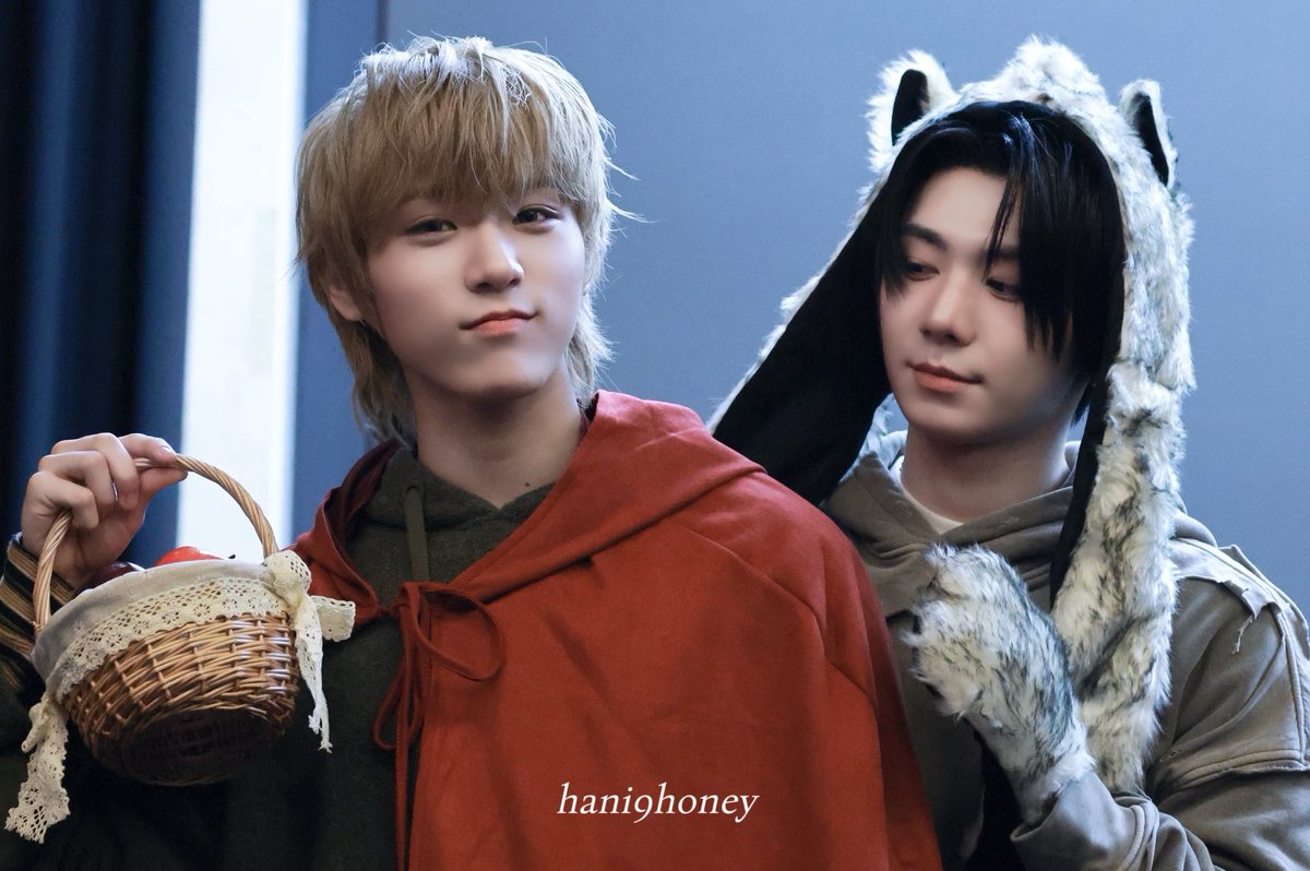 hani9honey's tweet image. 251107 점프업

#박한 #PARKHAN #HAN
#다이스케 #DAISUKE 
#아홉 #AHOF