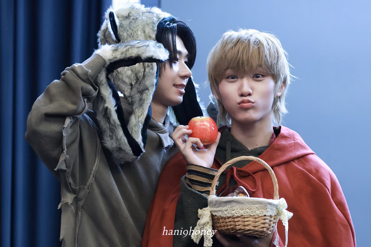 hani9honey's tweet image. 251107 점프업

#박한 #PARKHAN #HAN
#다이스케 #DAISUKE 
#아홉 #AHOF