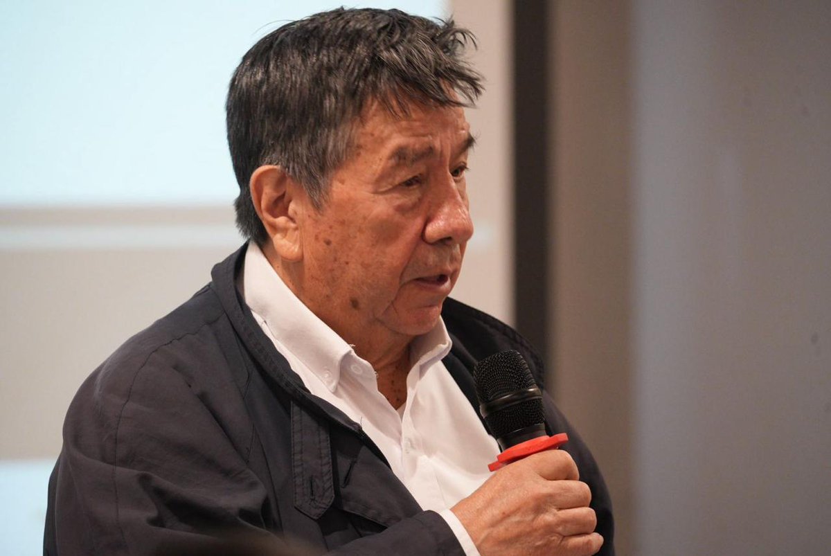 <a href="/AABenedetti/">Armando Benedetti</a> <a href="/GabrielRondonO/">Gabriel Rondón</a> <a href="/jaimeberdugo/">jaime berdugo</a> <a href="/DapreCol/">DAPRE</a> <a href="/infopresidencia/">Presidencia Colombia 🇨🇴</a> <a href="/petrogustavo/">Gustavo Petro</a> <a href="/confecomunal/">Confederación Nacional de Acción Comunal Colombia</a> <a href="/gustavopetro/">Gustavo Petró</a> <a href="/JaimeBerdugoP/">Jaime Berdugo</a> En este espacio intervino también el presidente de la Confederación Comunal, <a href="/confecomunal/">Confederación Nacional de Acción Comunal Colombia</a>, quien agradeció la apertura de este diálogo y destacó el trabajo que adelantamos para fortalecer a toda la base comunal del país.