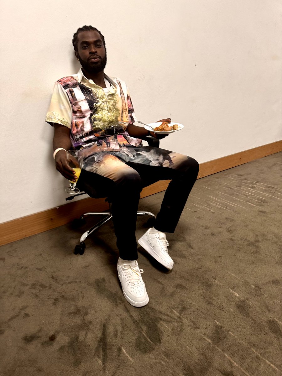 London Boy tweet media