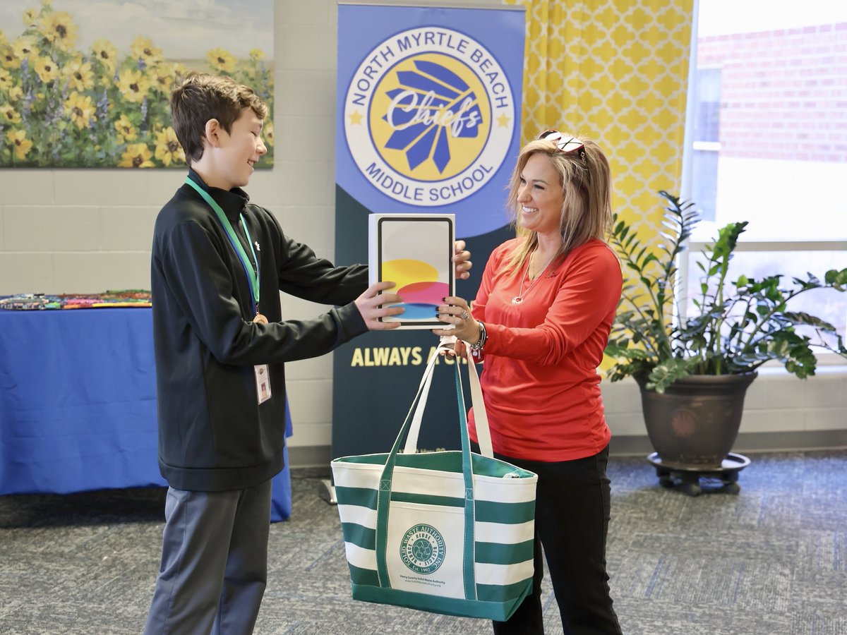 Congrats to Edwin Mendoza of #NorthMyrtleBeachMiddle for winning the #HorryCountySWA POP Art Contest with his piece “The World is in Our Hands!” The contest promotes environmental awareness and requires art made mostly from this year’s material: crayons. #recycledart