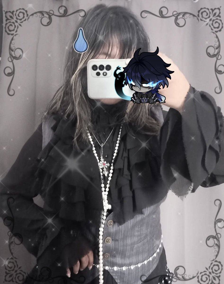 luv4zayne's tweet image. The main vs the player