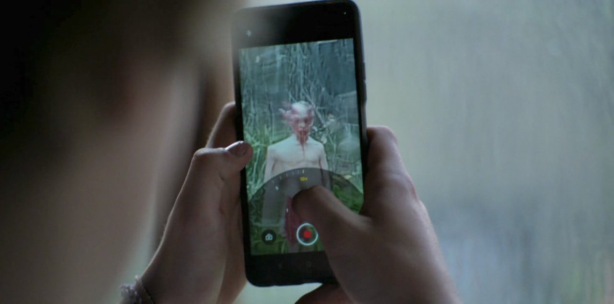 sillierdeadite's tweet image. we moved on from this movie too quickly