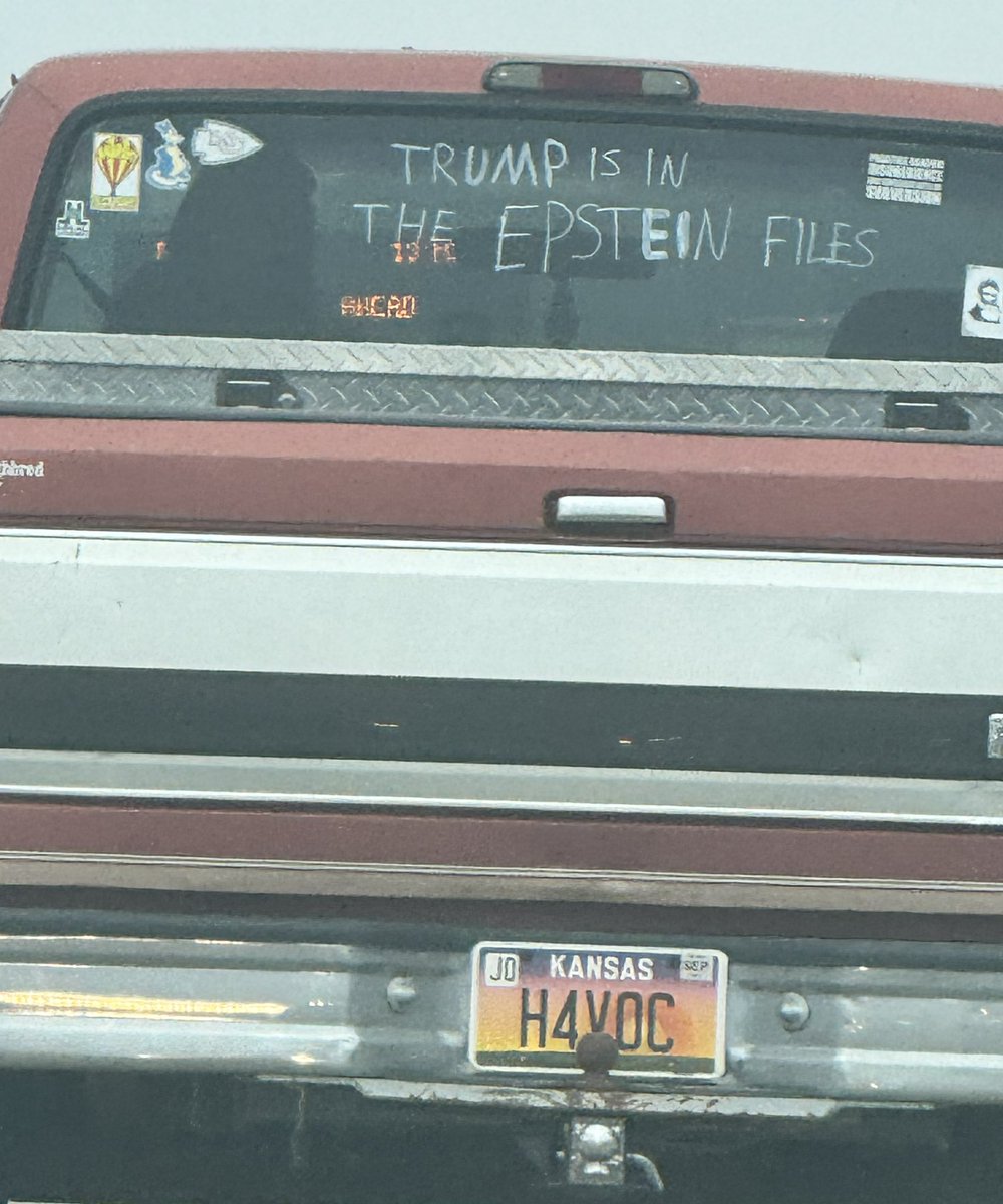 BALLBAKEDTAKES's tweet photo. For your enjoyment.. there are some pretty good ones! #ohyeah #customlicenseplates https://t.co/glj3lVqvGV