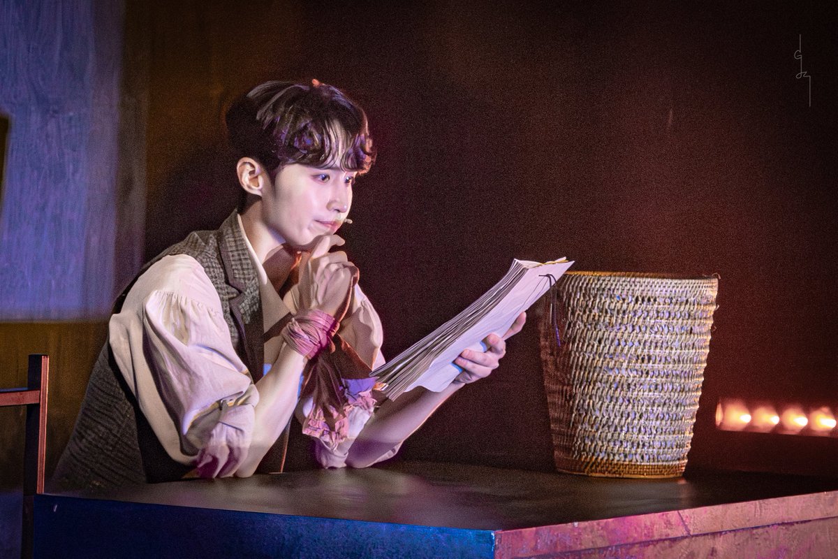 gamzev_pics's tweet photo. 251119 밤공 #프라테르니테 
-
스페셜 커튼콜 ‘프라테르니테’

#이세헌 제르베 https://t.co/1HESdtQGJh