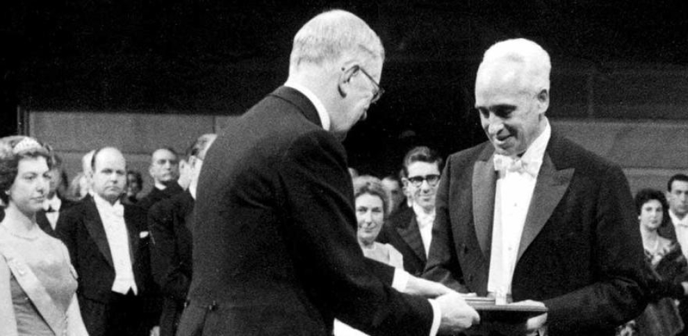 CSICCat's tweet image. ✍️&quot;Entre Petilla de Aragón y Soria, las raíces rurales de la ciencia española&quot;

Artículo publicado en @LaVanguardia por Daniel Martín Jiménez, investigador del @icmabCSIC . Una reflexión sobre la curiosidad científica que despierta el mundo rural.

📰lavanguardia.com/participacion/…